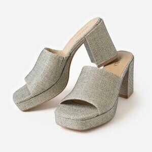 Vaneli Moyra - Camel Raffia 7.5 Narrow